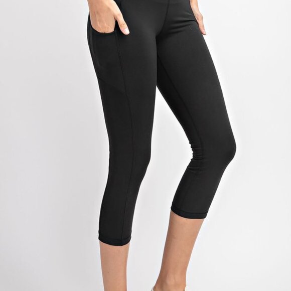Wide Waisted Capri Yoga Pants, Tummy Control Workout Side Pocket Capri Leggings - Picture 5 of 14